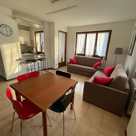 Apartamento Welcome Traveller La Perla Mario *